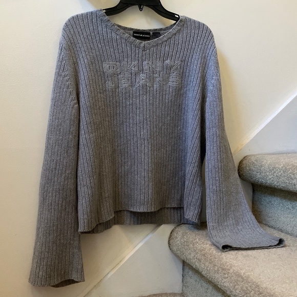 size L, bust up to 40” inches, dkny sweater - Picture 6 of 8